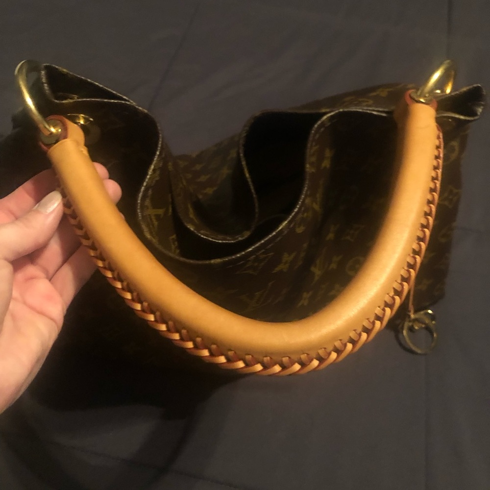 AUTHENTIC Louis Vuitton Artsy MM bag - Picture 7 of 16